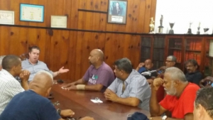 Sintapi-CUT de Santos participou da reunião dos portuário que decidiu pela adesão à greve geral