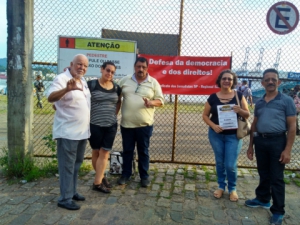 19/03/2019 - SINTAPI-CUT de Santos faz panfletagem contra reforma da Previdência 