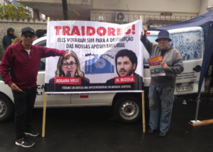 03/08/2019 - SINTAPI-CUT protesta contra deputados que votaram a favor da reforma da Previdência