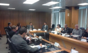 Juros para aposentados caem para 2,14%