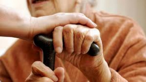 Aposentados que necessitam de ajuda para viver podem ter adicional