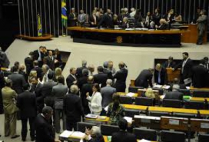 80% dos deputados querem mudar reforma da Previdência