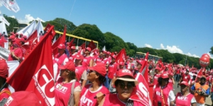 Sob pressão, governo garante antecipação de 13º