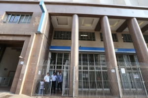 Sem perícias e com agendamento, agências do INSS reabrem vazias em SP