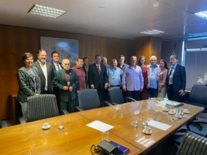 SINTAPI-CUT participa de audiência com o novo Ministro da Previdência Carlos Lupi